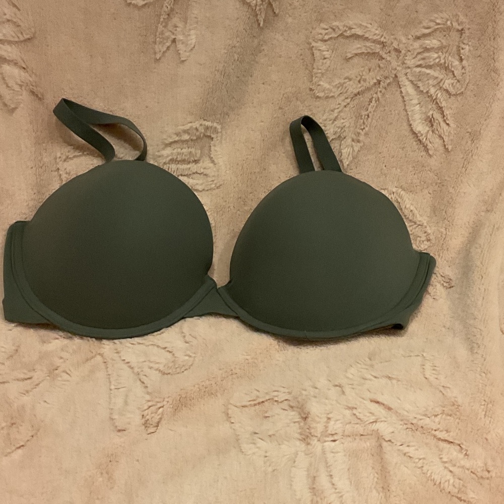 skims push-up  Green Bra